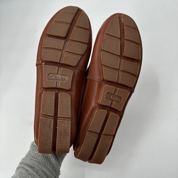 CLARKS Cognac Brown Markman Way Loafer // 10 - Picture 8 of 12